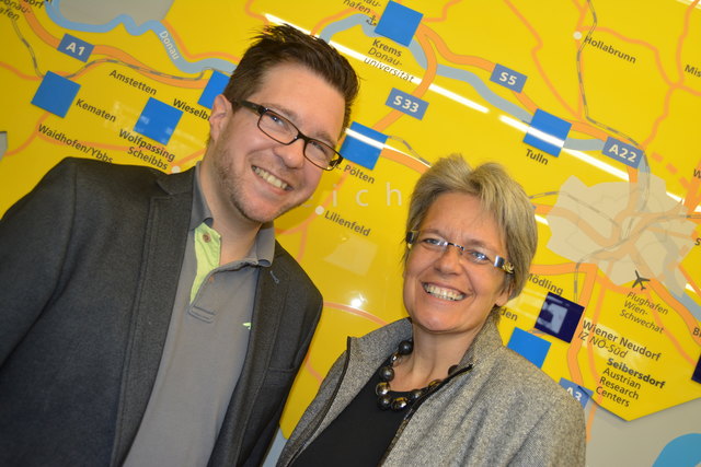 Bezirksblätter Redakteur Christian Trinkl traf Landesrätin Petra Bohuslav im Wirtschaftszentrum Niederösterreich.