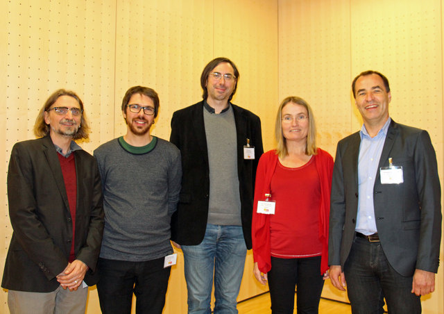 Christian Müller, Klaus Rauscher, Alexander Grabenhofer-Eggerth, Judith Steininger, und Herbert Baumgartner, Leiter der Abteilung Außerschulische Jugend und Arbeitswelt am Institut Suchtprävention Linz) (v. l.). | Foto: Institut Suchtprävention