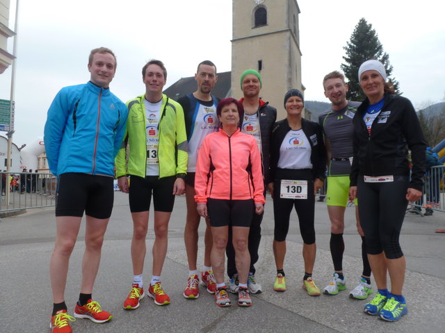 Leichtathletik: Die Läufer und Triathleten des ASKÖ Hainfeld rund um Michaela Rudolf (3.v.r.) sorgen für tolle Erfolge. | Foto: privat
