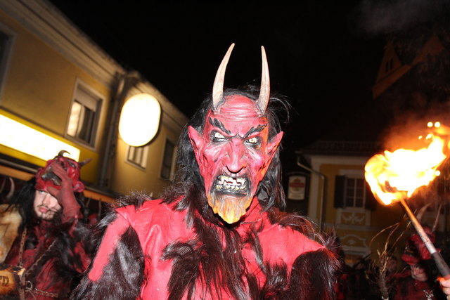 Die Herren der Finsternis und des Feuers waren in Köflach unterwegs. | Foto: Lederer