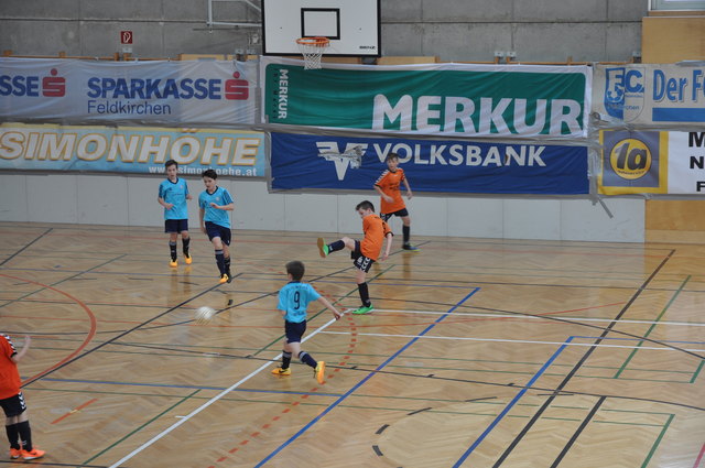 Beim 21. Championship-Hallenturnier des FC Feldkirchen können die Besucher dem talentierten Nachwuchs auf die Beine schauen | Foto: FCF