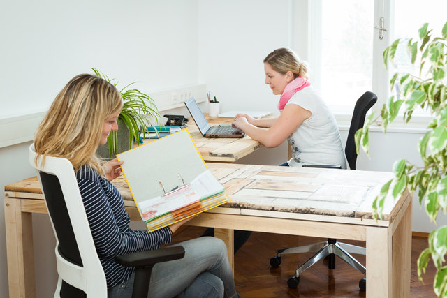 Für viele junge Unternehmer interessant: "Coworking Spaces" bestehen bereits in Ried im Innkreis, Wels und Linz.