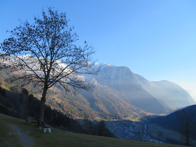 Irgendwann heißt es auf dem Weg talwärts wieder eintauchen in den Schatten