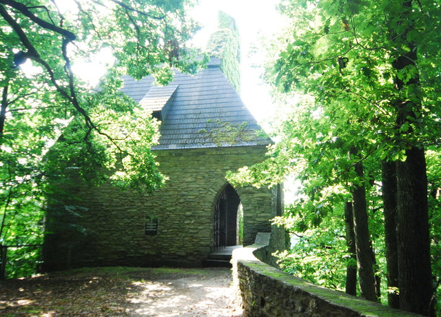 Das Klinger-Mausoleum verbirgt ein dunkles Geheimnis. | Foto: GüntherZ