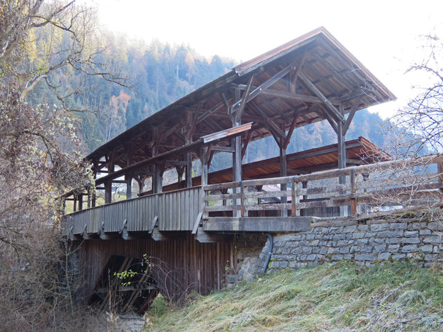 Diese beeindruckende Holzkonstruktion hat es schon 1856 gegeben, 1920 wurde sie durch Stahlträger verstärkt