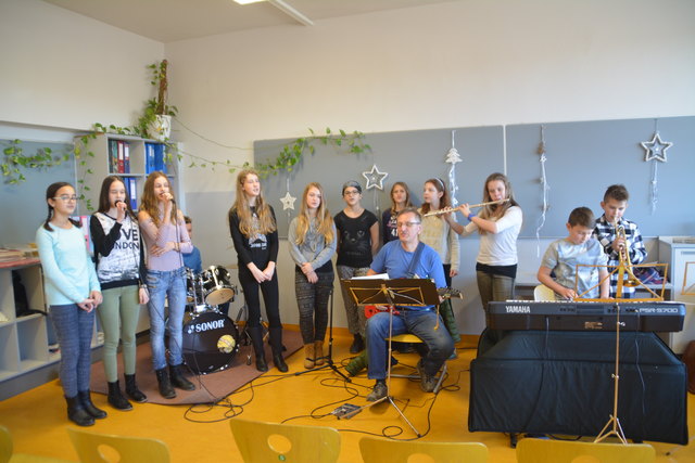 Die Besucher wurden von den "Crazy Chickens" musikalisch begrüßt.