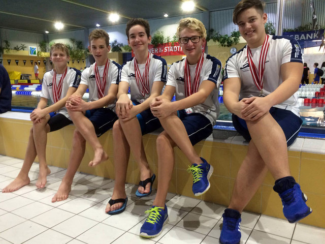 Die Vöcklabrucker Staffel mit Michalis Wöss, Yorik Anzengruber, Mario Nikolic, Paul Part, Tarik Dautovic (v. l. n. r.)