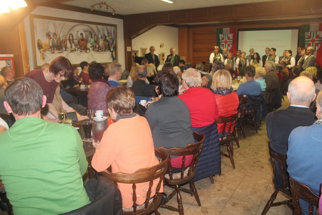 Keinen freien Sitzplatz gab es mehr im Saal des GH Trappitsch