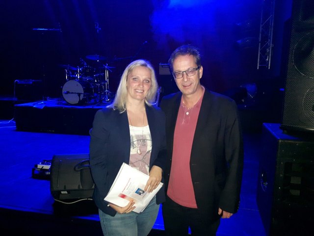 Jugendreferentin Simone Plangger und Bgm. Wolfgang Jörg luden zur Jungbürgerfeier. | Foto: Stadtgemeinde Landeck