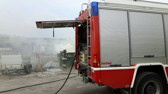 Die Feuerwehr konnte den Brand unter Atemschutz löschen. | Foto: FF Klosterneuburg