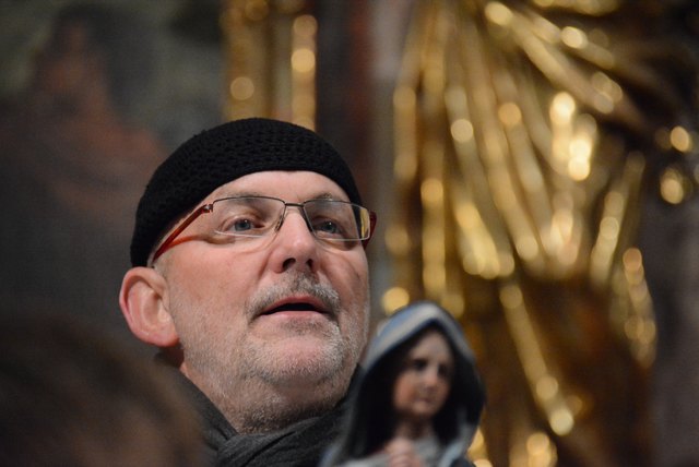 Chorleiter Bruno Obenaus.