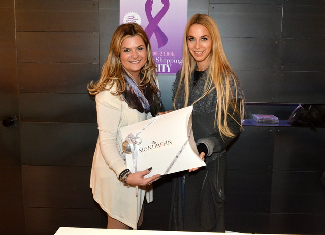 Mondrean-Besitzerin Andrea Bocan mit Charity-Lady Yvonne Rueff.