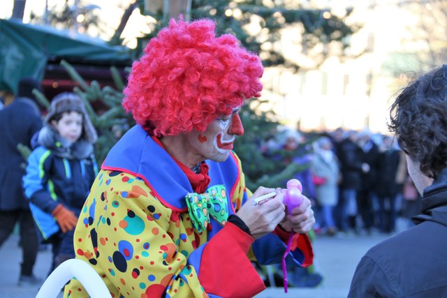 Clown, Adventmarkt, Karlsplatz, Wien