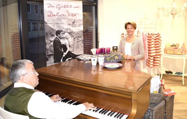 Ein Gefühl von Dolce Vita: Stephanie Henle in ihrem neuen "St. Jo Shoes and more" Concept-Store.