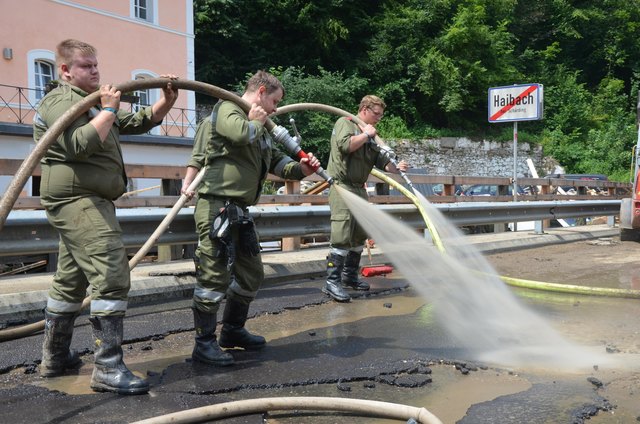Im Haibach schlug ein Unwetter am 23. Juli mit voller Wucht zu: Die Aufräumarbeiten zogen sich über Wochen.