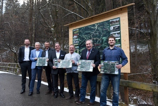 Vorstand des Naturschutzzentrums im Brucker Weitental. | Foto: Stadt Bruck / Pashkovskaya