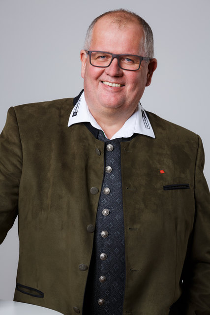Etzi Haus-Chef Maximilian Etzenberger: „Derjenige, der fleißig ist und viel arbeitet, wird bestraft und dem wird etwas genommen.“ | Foto: Etzi Haus