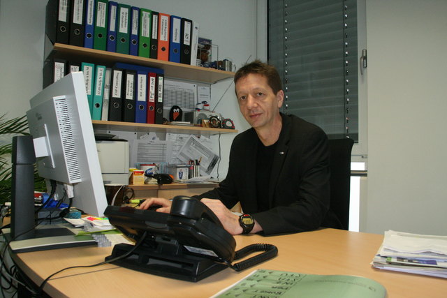 Hans Schultheis: "Die Anzahl der neugeschaffenen Arbeitsplätze wächst nicht so schnell als die Zahl der Arbeitslosen." | Foto: Zeiler