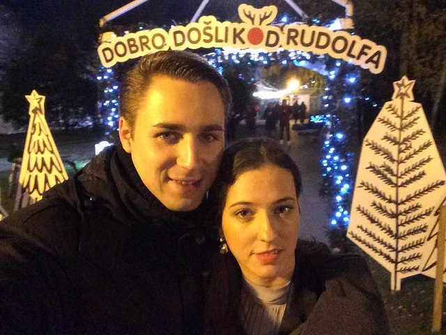 Gemeinsam am Weihnachtsmarkt in Zagreb 