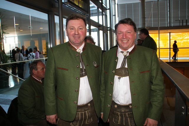 Bezirksjägermeister Josef Zauner und Josef Schnaitl.