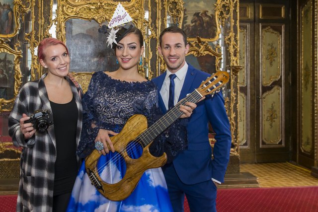 Fotoshooting mit Miss Universe-Kandidatin Dajana Dzinic  im Schloss Leopoldskron. | Foto: Franz Neumayr/Leo