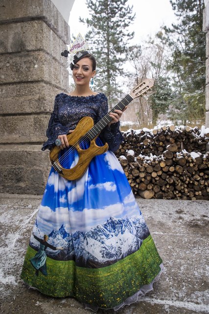 Fotoshooting mit Miss Universe-Kandidatin Dajana Dzinic  im Schloss Leopoldskron. | Foto: Franz Neumayr/Leo