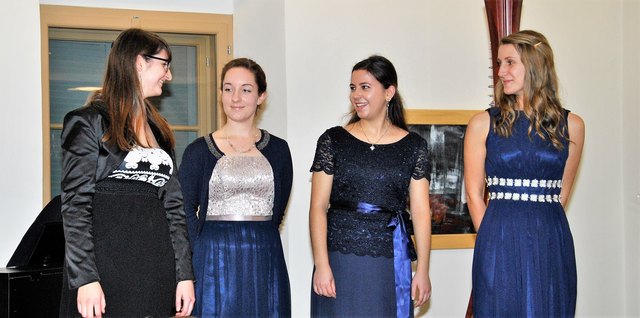 Elke Paternusch/Harfe, Kathrin Ully/Quer- und Piccoloflöte, Fateme Beytollahi/Klavier und Eva Maria Gengg/Sopran).