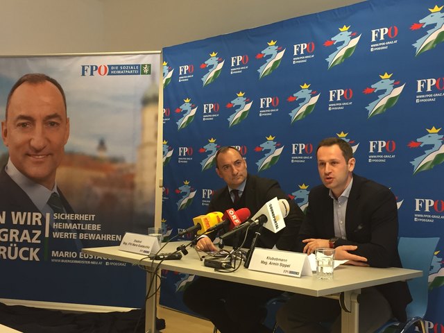 Plakatpräsentation der FPÖ Graz: Spitzenkandidat Mario Eustacchio (l.) und Klubobmann Armin Sippel.