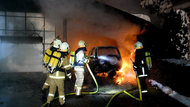 Eine defekte Schneefräse war der Auslöser für den Brand im Einfamilienhaus.