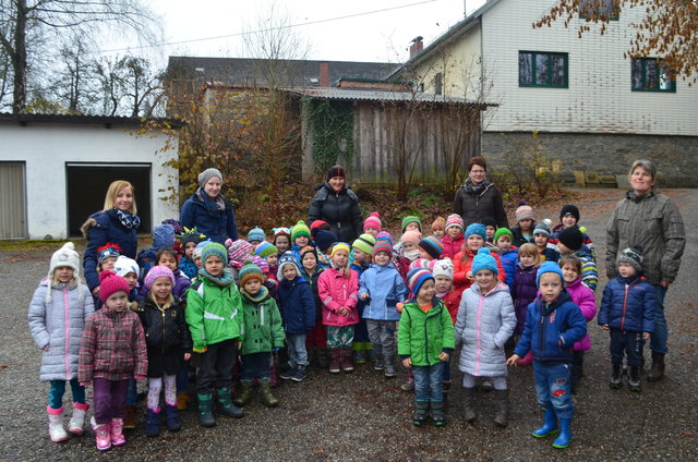 Auch der Kindergarten war beim Jubiläum mit dabei.