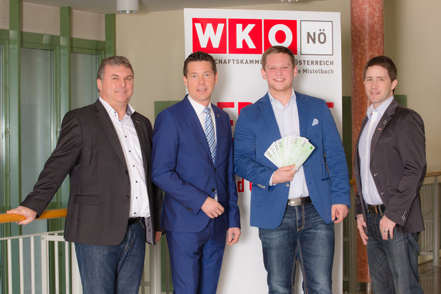 WK-Bezirksstellenleiter Klaus Kaweczka, WK-Bezirksstellenobmann Vizepräsident LAbg. Kurt Hackl, Kevin Pajestka, WK-Bezirksstellenreferent Philipp Teufl.
