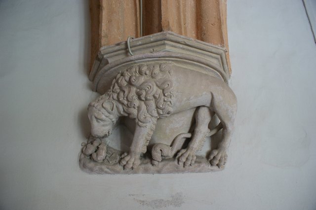 Der Kreuzgang im ehemaligen Stift Neuberg wird zu einem spannenden Rundgang durch Geschichte und Kunstgeschichte