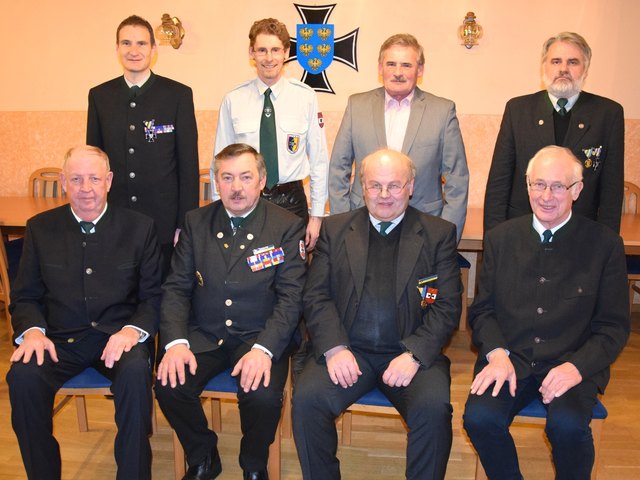v.l.: 1.R. J. Asperger, A. Kraus, J. Madner, F. Kober 2.R. T. Appel, G. Stanosch, J. Müller, C. Vecera