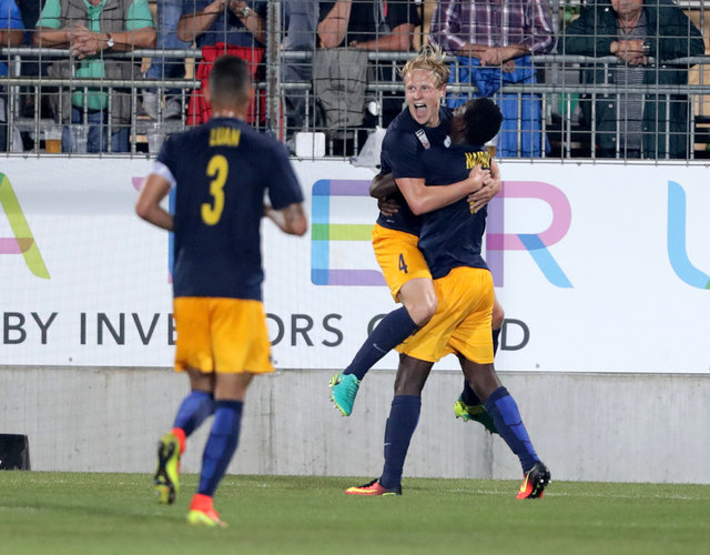 HORN,AUSTRIA,16.SEP.16 - SOCCER - Sky Go Erste Liga, SV Horn vs FC Liefering. Image shows the rejoicing of Luan Leite da Silva, Xaver Schlager and Amadou Haidara (Liefering). Photo: GEPA pictures/ Walter Luger - For editorial use only. Image is free of charge.