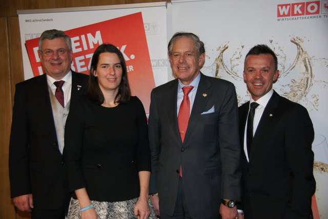Bezirksobmann Anton Prantauer, Vizepräsidentin Barbara Thaler, Präsident Jürgen Bodenseer und Bezirksstellenleiter Otmar Ladner.