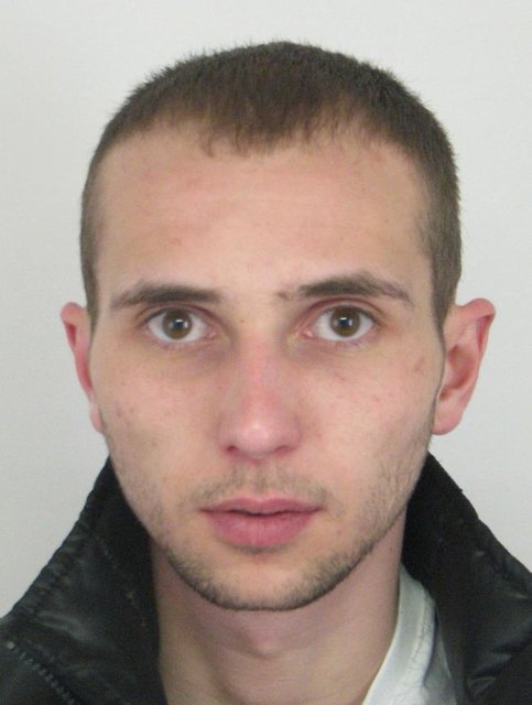 Die Polizei sucht diesen Mann und bittet um Hinweise aus der Bevölkerung
