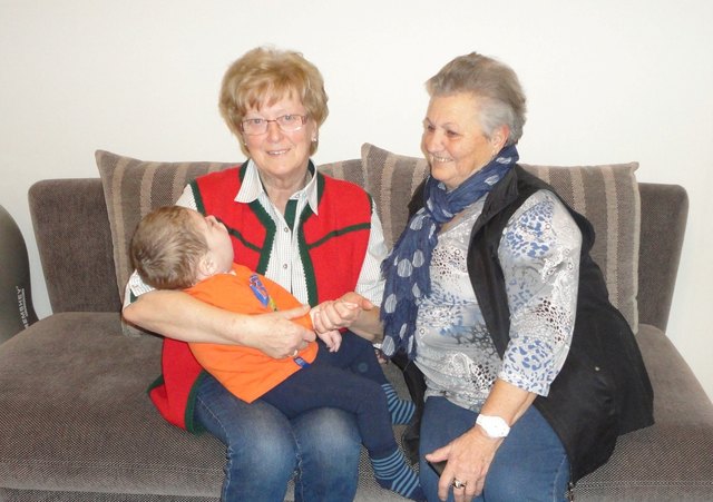 Noah, Obfrau Aloisia Rauter und Kassiererin Hilde Petritz (von links)