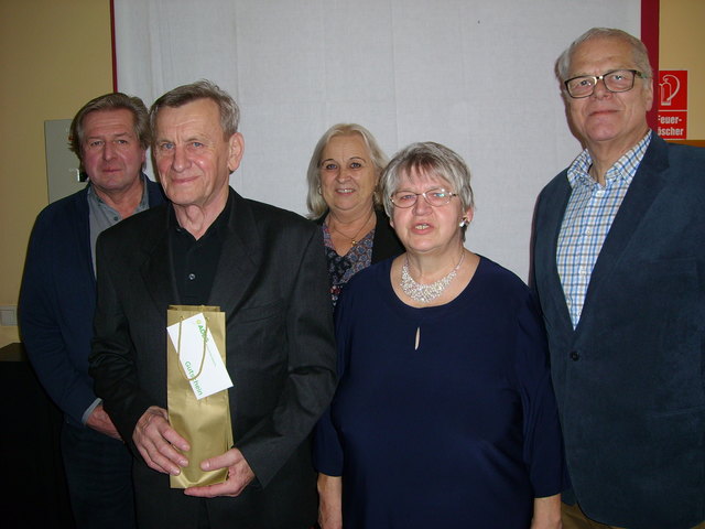 Vize Pepi Stibi, Hans Karl Graf mit Gattin Irene, Obmann Karl Krug, Seniorenbund-Obfrau Vroni Stibi