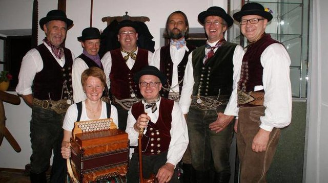 Das Bauernsextett aus St. Georgen unter der Leitung von Wolfgang Berschl