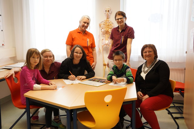 Magdalena Hofbauer, Beatrix Sacher, Elena Danner, Heidi Klammer, Oliver Scattolin, Christa Sonnleitner und Gabriele Blab. | Foto: Landesklinikum Amstetten