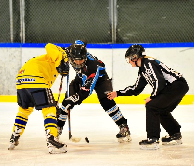 In der Eisarena Götzens ist was los: Zwei Heimspiele gibt es in dieser Woche!