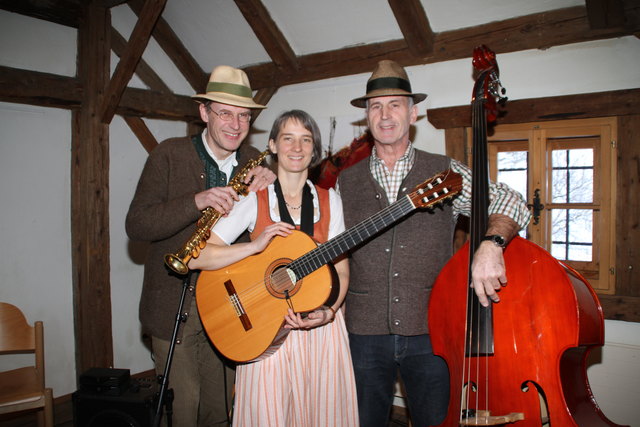Salzburger Nockerl: Hubert und Evelyn mit Alois Berer.