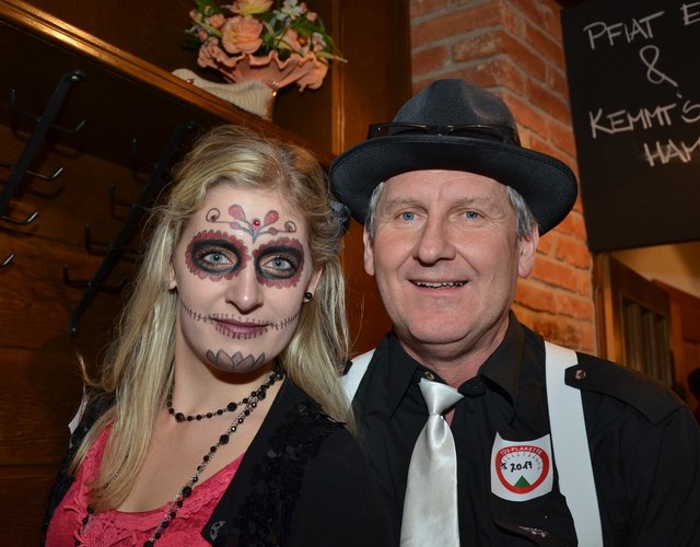 Der Maskenball in Oberneukirchen hat schon eine sehr lange Tradition und ist im Ballkalender im Fasching nicht mehr wegzudenken!