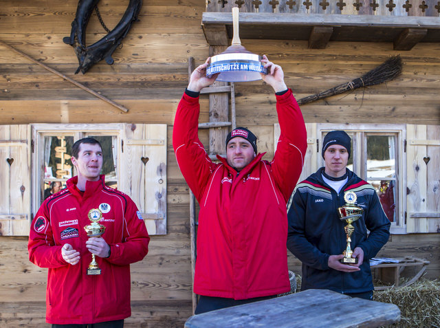 (c) 2017 - Servus Alpenlokal, Finalturnier, Weissensee. - Bild zeigt: Siegerehrung der Weitschtzen. | Foto: ServusTV