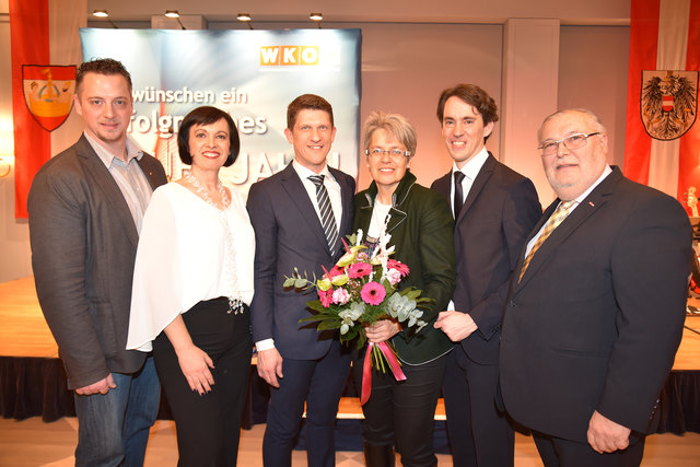 Ing. Thomas Imber (Junge Wirtschaft), Sabine Wolfram (Frau in der Wirtschaft), WK-Obmann Jarko Ribarski, Wirtschaftslandesrätin Dr. Petra Bohuslav, WK-Bezirksstellenleiter Mag. Andreas Marquardt und WK NÖ-Vizepräsident KR Ing. Josef Breiter.