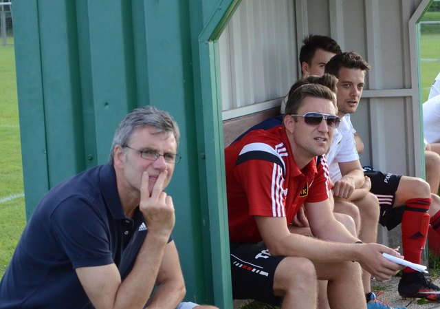 Die Abgänge bereiten der FSK Trainerbank Sorgen.