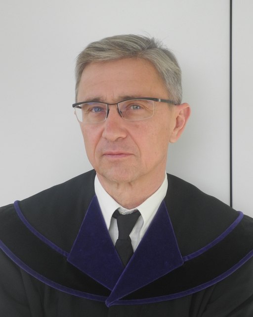 Richter Manfred Hohenecker schickte Angeklagte in den Knast.