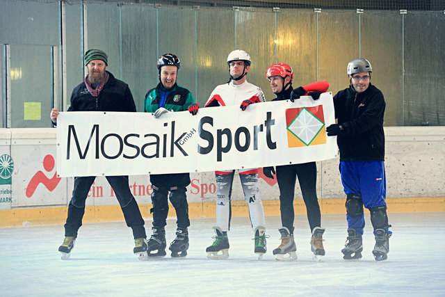 Unterstützung für Sportler auf Schnee und Eis: Th. Kepplinger (l.) und sein Mosaik-Sport-Team freuen sich auf die Special Olympcis. | Foto: Mosaik