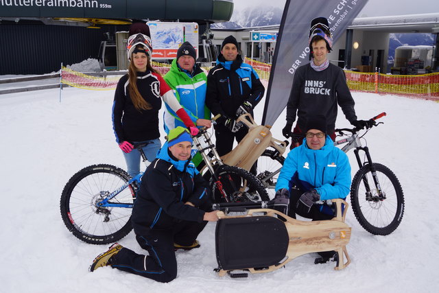Die Funsport-Geräte im Muttereralmpark: Mit dem Pistenbock II oder Fatbike geht es auf die Piste! | Foto: MAB