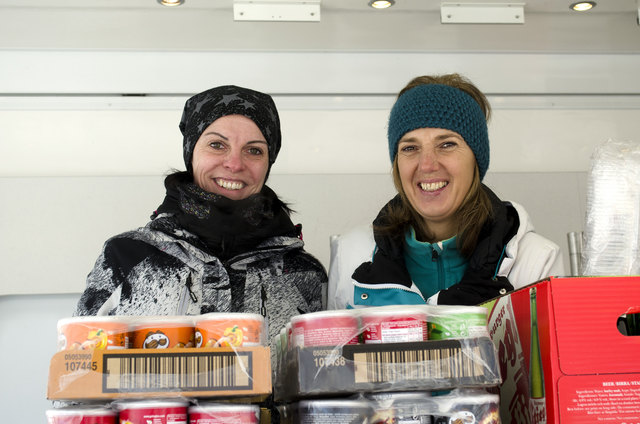 Verena Deutinger und Maria Hochstaffl vom Almaa-Team. | Foto: Mittersill Plus